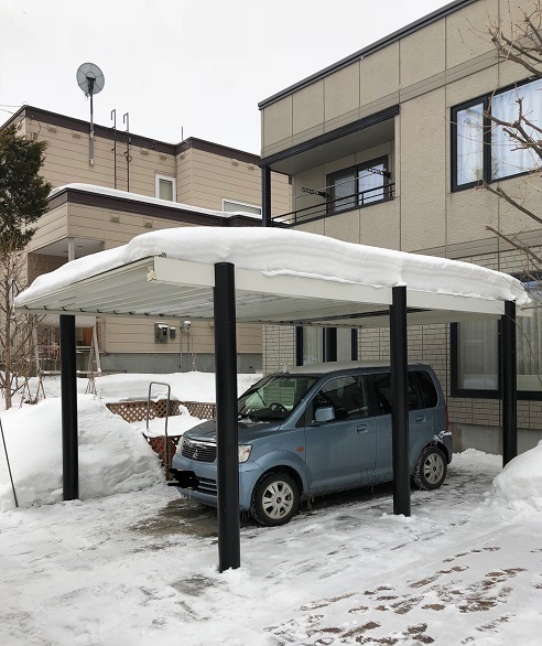 カーポートの破風にショベル接触してカーポート交換です