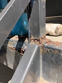 旧アパートの鉄骨階段の現調に石狩市にいます