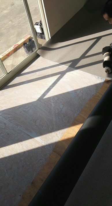 石狩市,内装工事でＮＳシート張り完了致しました