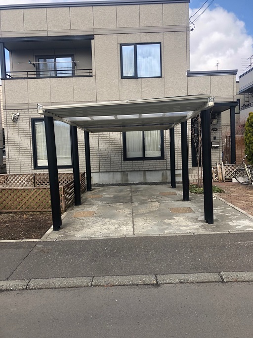 札幌市厚別区で既存カーポートの解体撤去工事