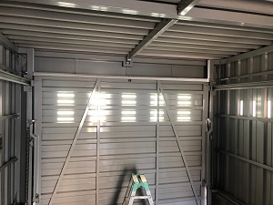 希少！なスイングアップ式のモーター交換《リフトマスター》