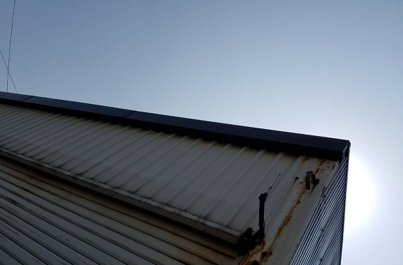 手稲区で鉄骨ガレージリフォーム中です。