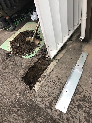 札幌市北区でカスケードガレージのかさ上げ工事