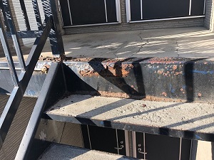 石狩市,某アパートの鉄骨階段リフォーム工事