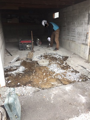 （続編）札幌市厚別区,既存車庫のコンクリート割れからアスファルトへ