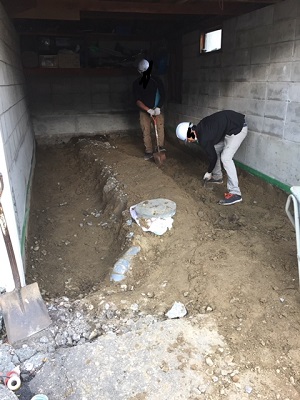 （続編）札幌市厚別区,既存車庫のコンクリート割れからアスファルトへ