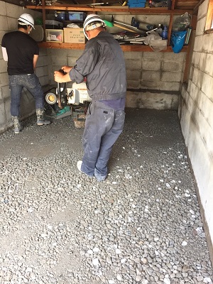 （続編）札幌市厚別区,既存車庫のコンクリート割れからアスファルトへ