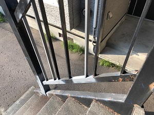 石狩市,某アパートの鉄骨階段リフォーム工事