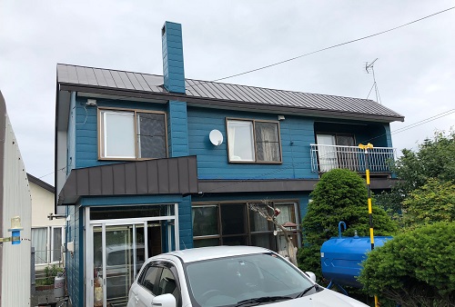 今日はシャッター４現場、カーポート見積り４件、外壁、塗装の成約と大忙し