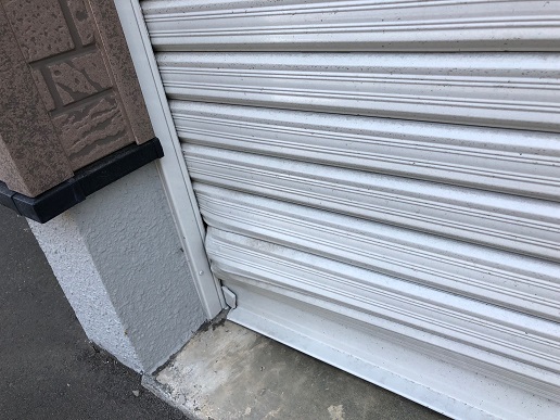 札幌市東区でシャッターの交換工事の現調