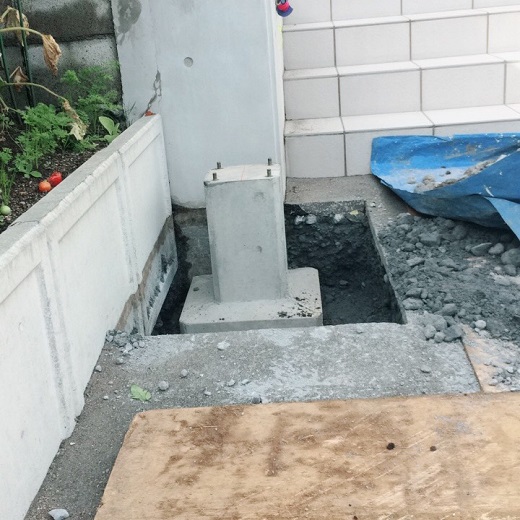 盆明けの仕事始めはカーポートジグイ工事３連発です