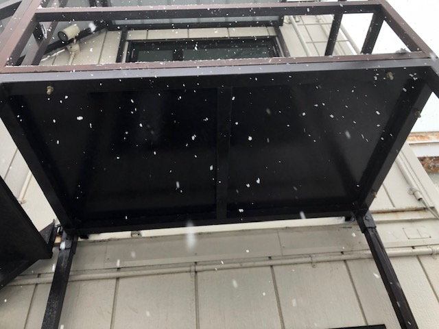 東区にてユニットハウスの2F踊り場の交換　鉄骨修繕工事