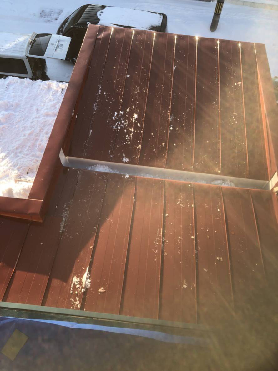 今年度最後の屋根吹き替え工事+雨樋外し工事完了しました