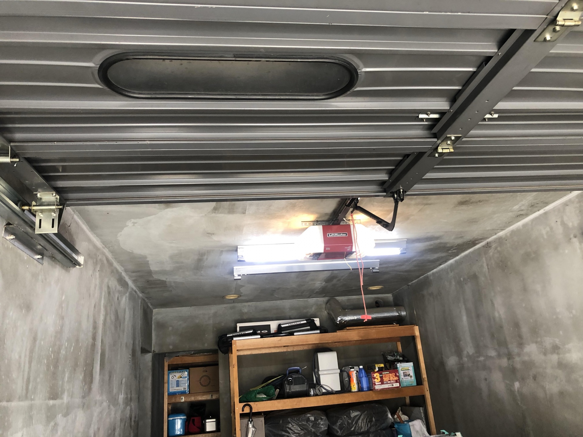 札幌市清田区O様 輸入ガレージドア工事(シャッタートロリー&モーター交換)