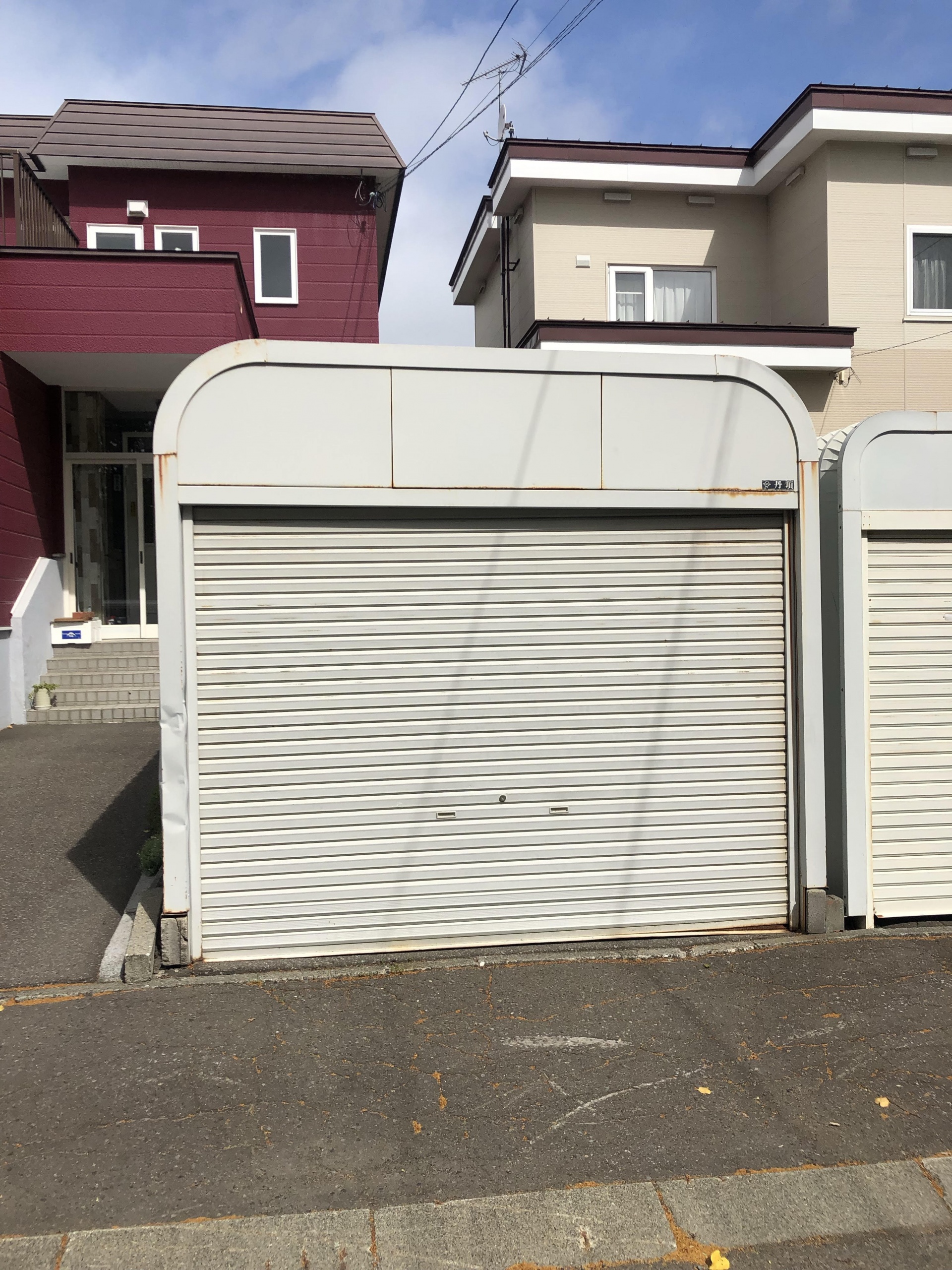 江別市k様 カスケードガレージの手動バランスシャッター交換工事