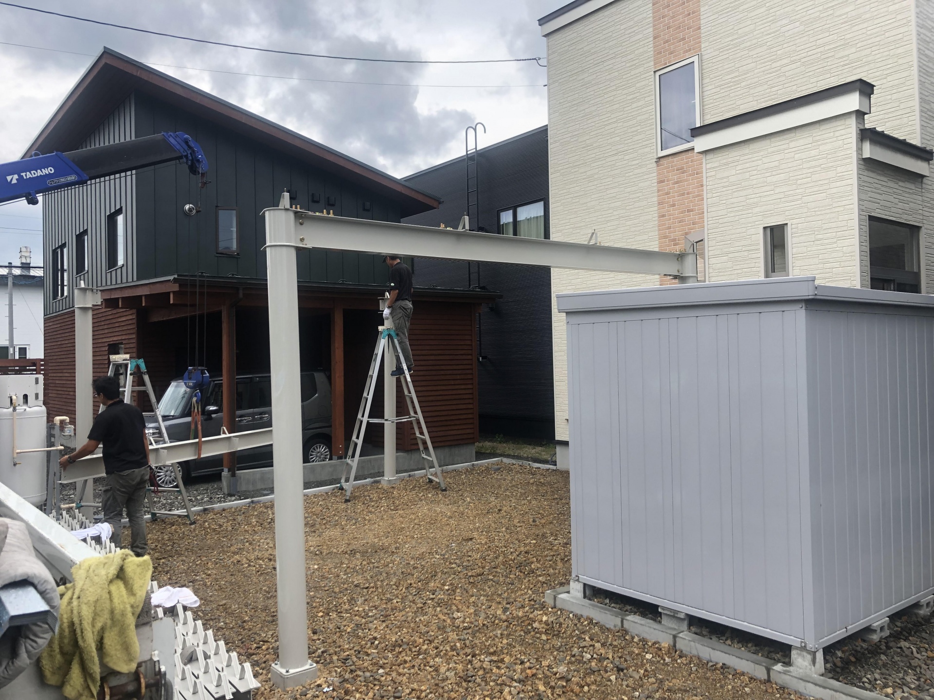 中川製作所NS2000二台用スチールカーポート設置工事を行いました