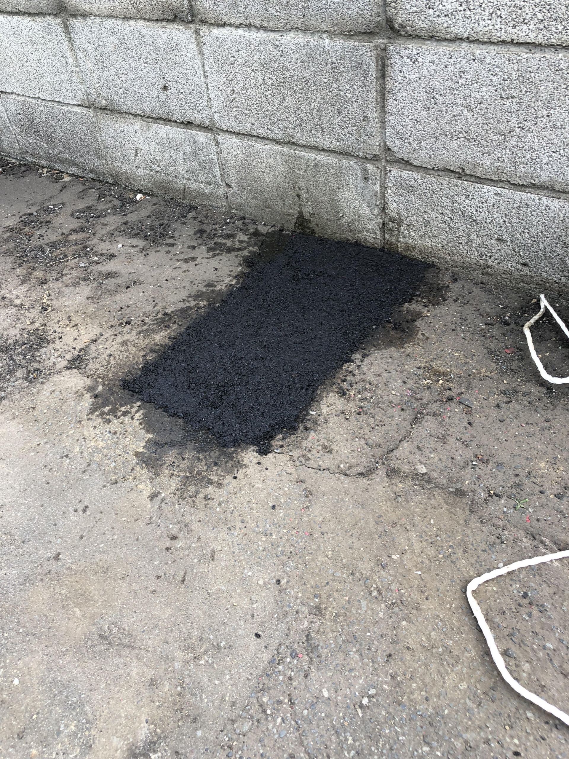 手稲区曙のマンション鉄骨階段修理＋入口の鉄骨門の撤去をいたしました