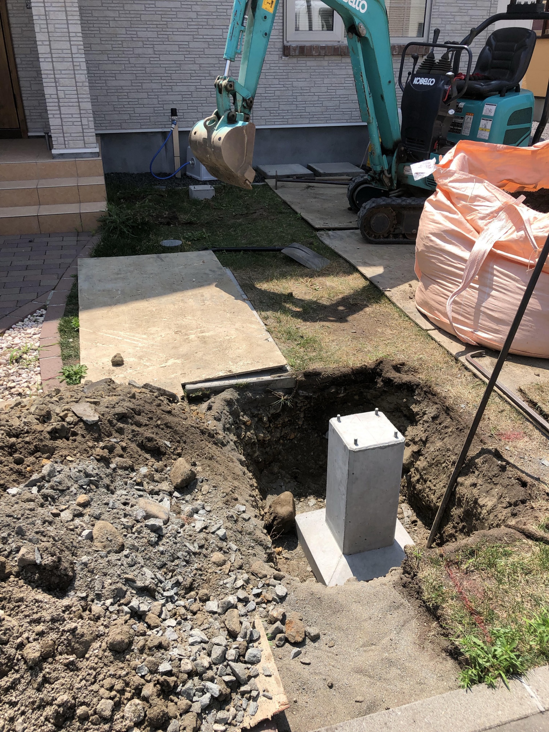 札幌市手稲区Y様中川製作所二台用カーポートジグイ工事