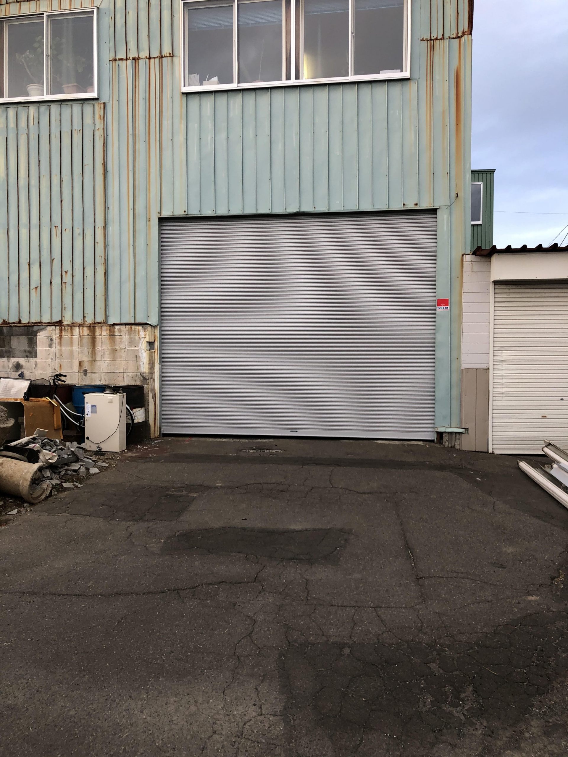 厚別区　渡辺設備工業所ブロードシャッター交換