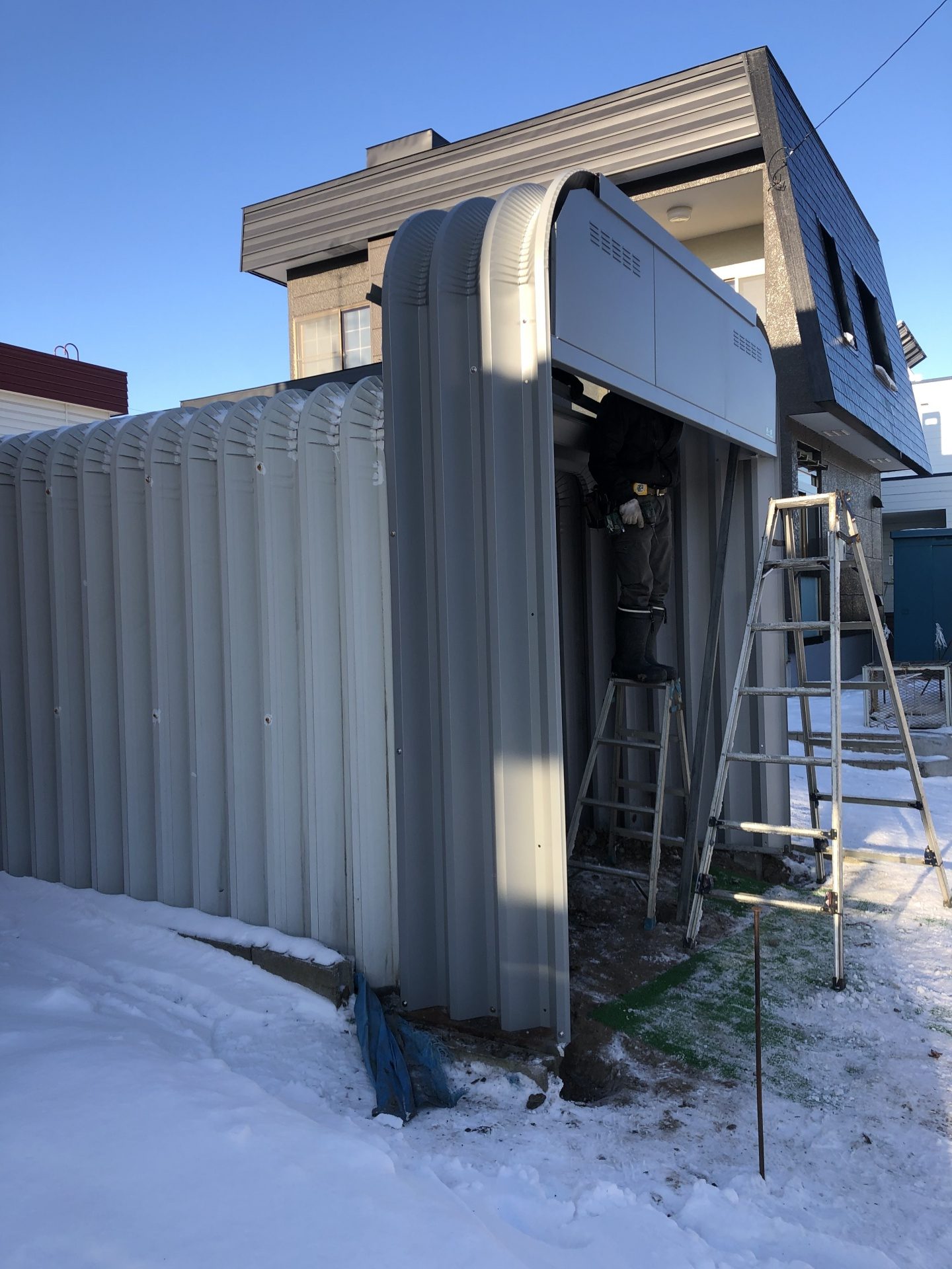 石狩市　花川北　カスケードガレージかさ上げ工事