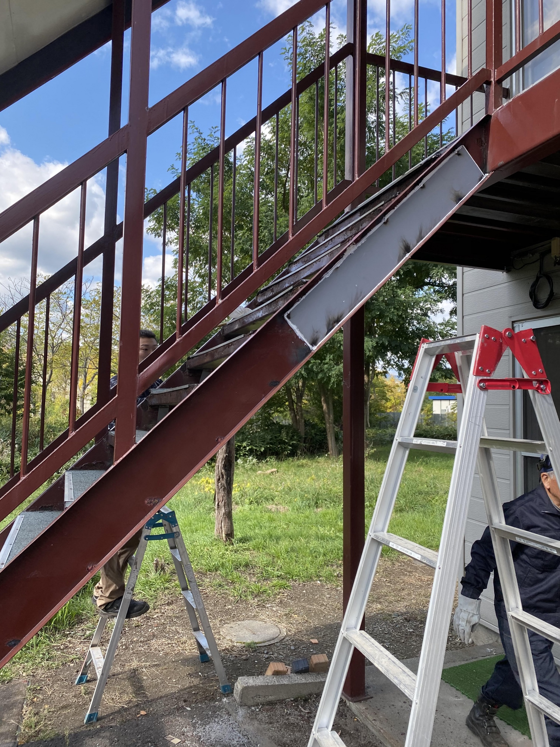 札幌市 南区 アパート外部階段補強