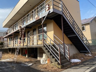 苫小牧市、某アパート　鉄骨補強工事