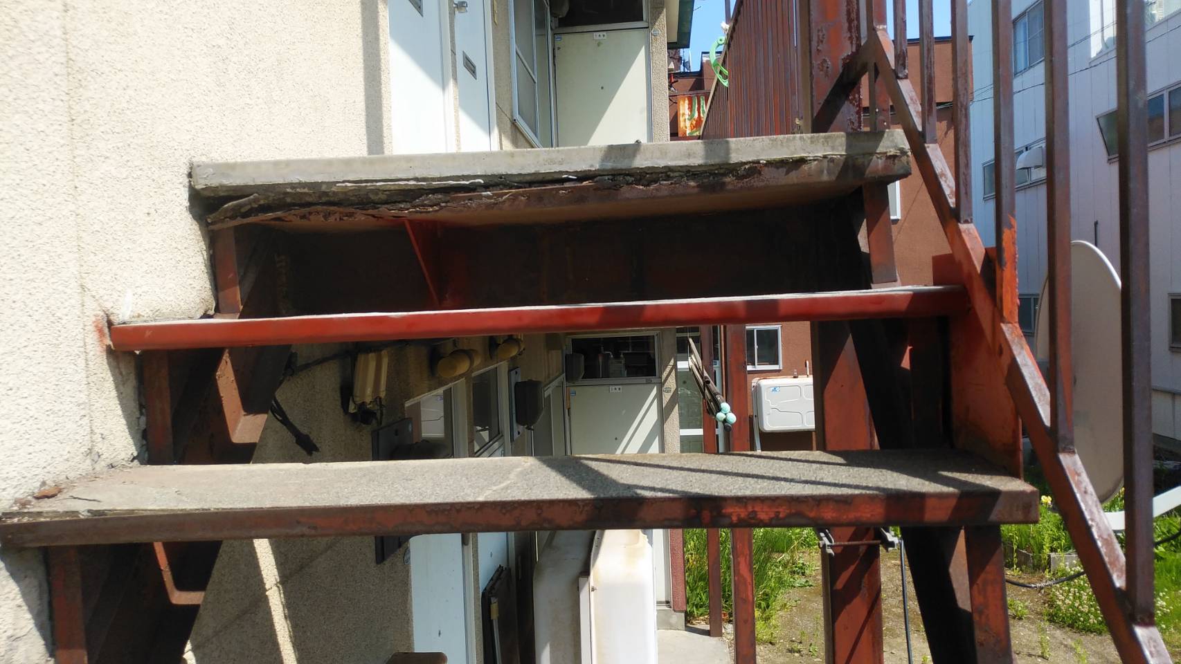 札幌市西区　鉄骨修理