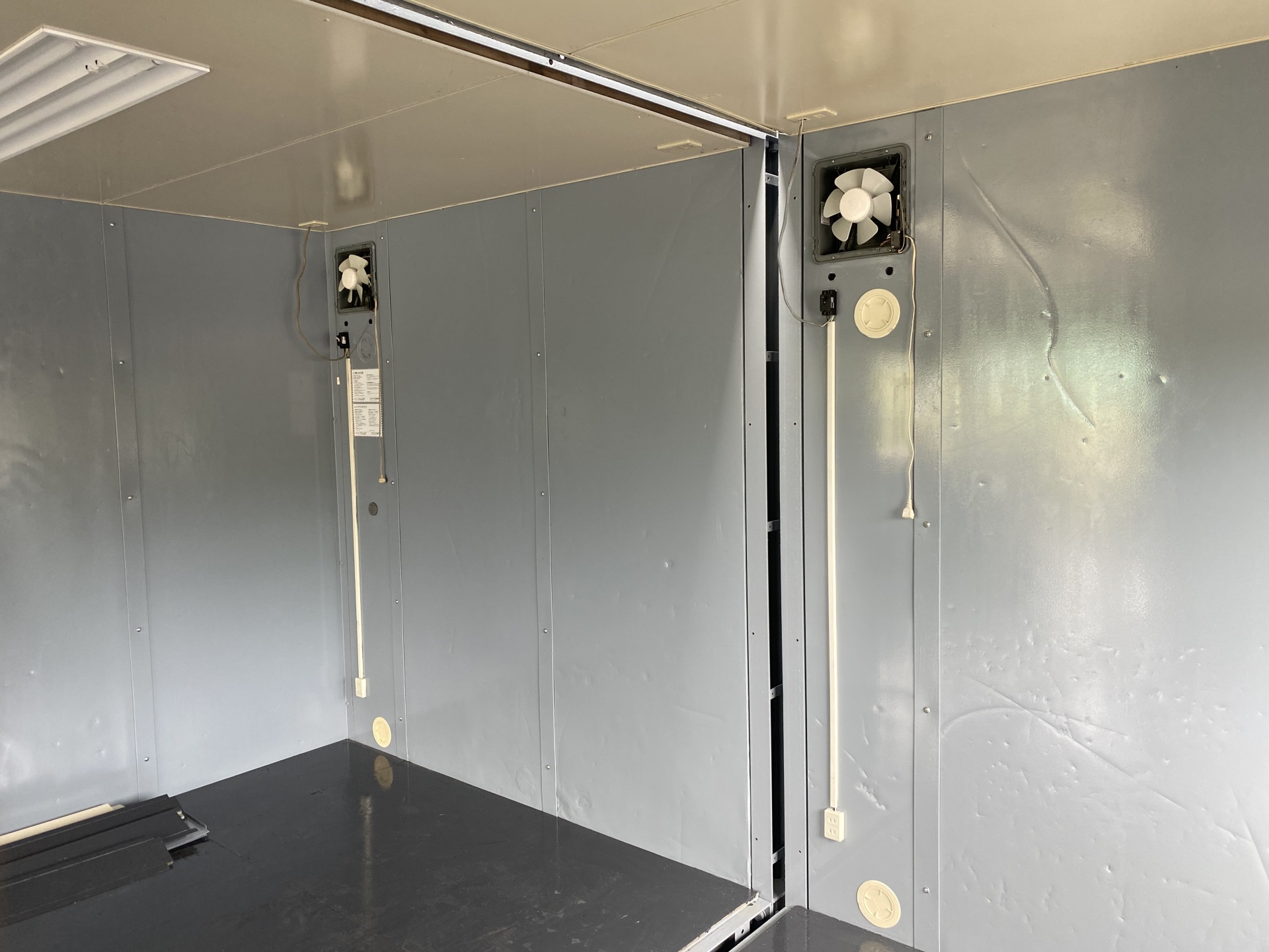 札幌市手稲区　オーダー中古ユニットハウス設置