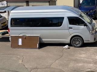 札幌市東区でドアリフォーム工事