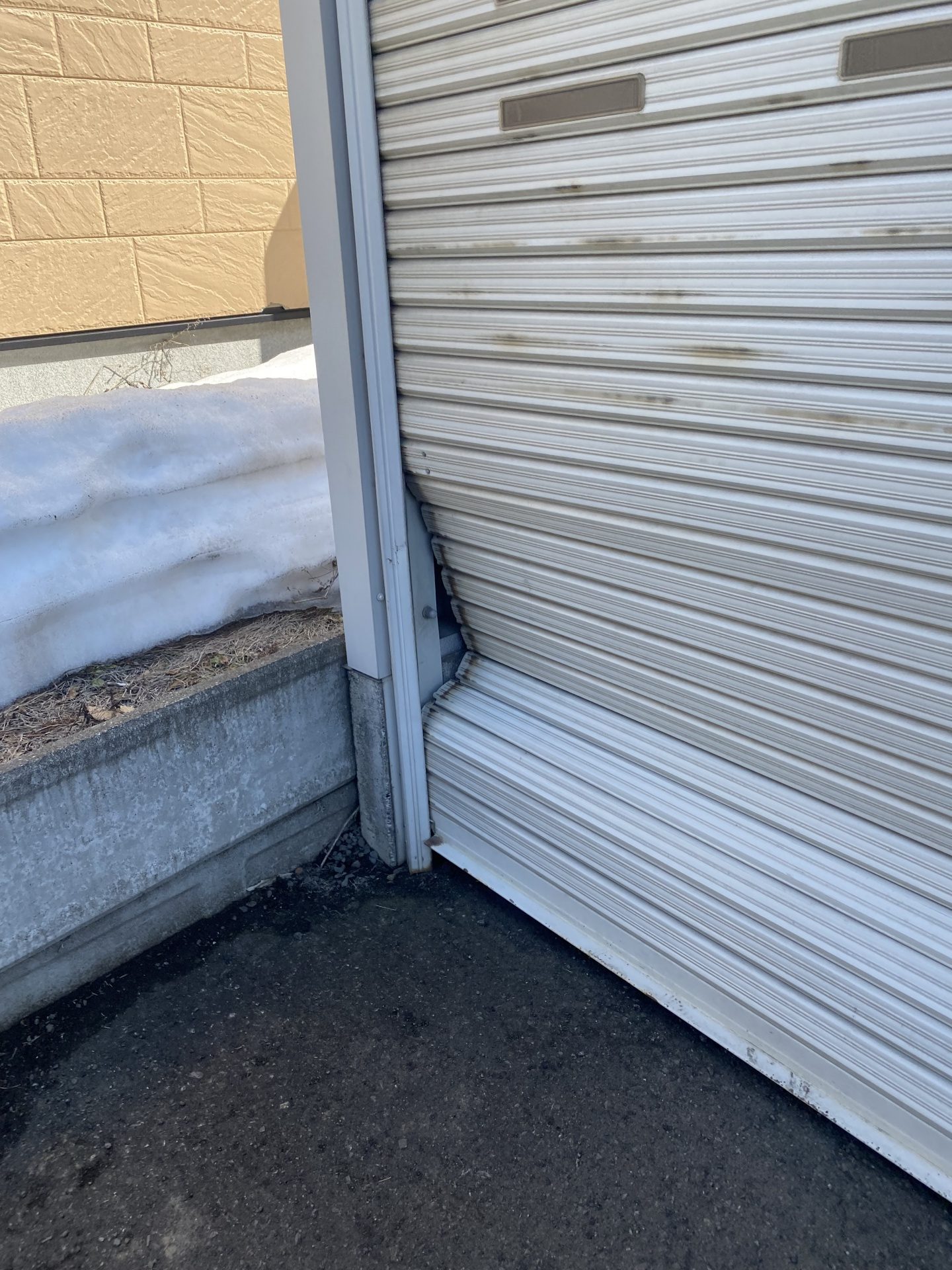 札幌市清田区　シャッター修理