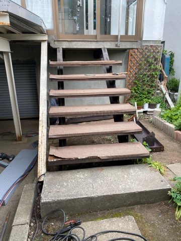 札幌市西区　鉄骨修理