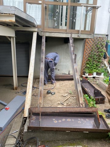 札幌市西区　鉄骨修理