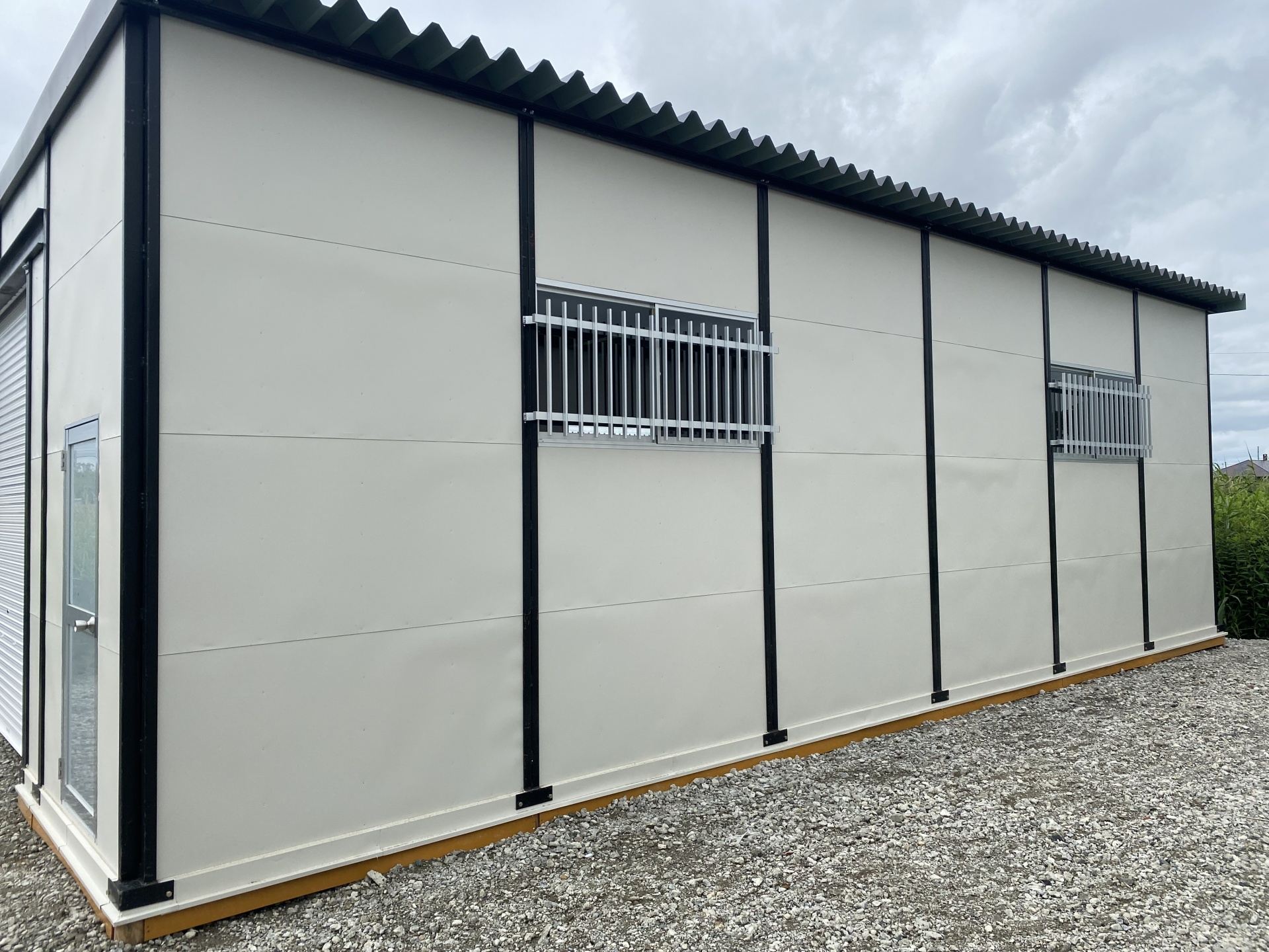 札幌市 プレハブ倉庫設置　