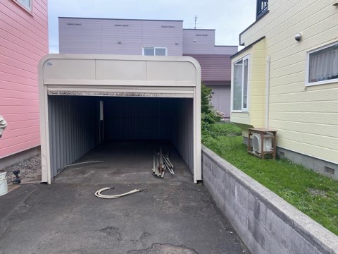 札幌市北区　ガレージ交換　火災保険工事