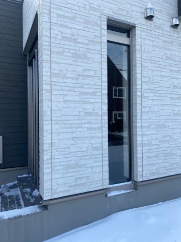 札幌市東区　玄関フード工事