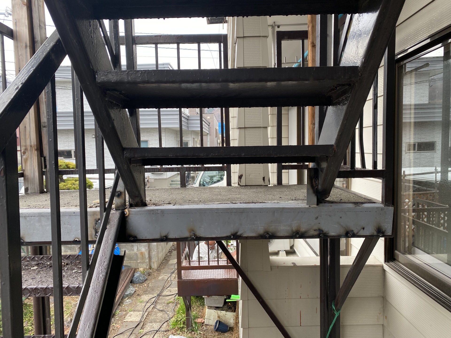 札幌市南区川沿　鉄骨階段工事