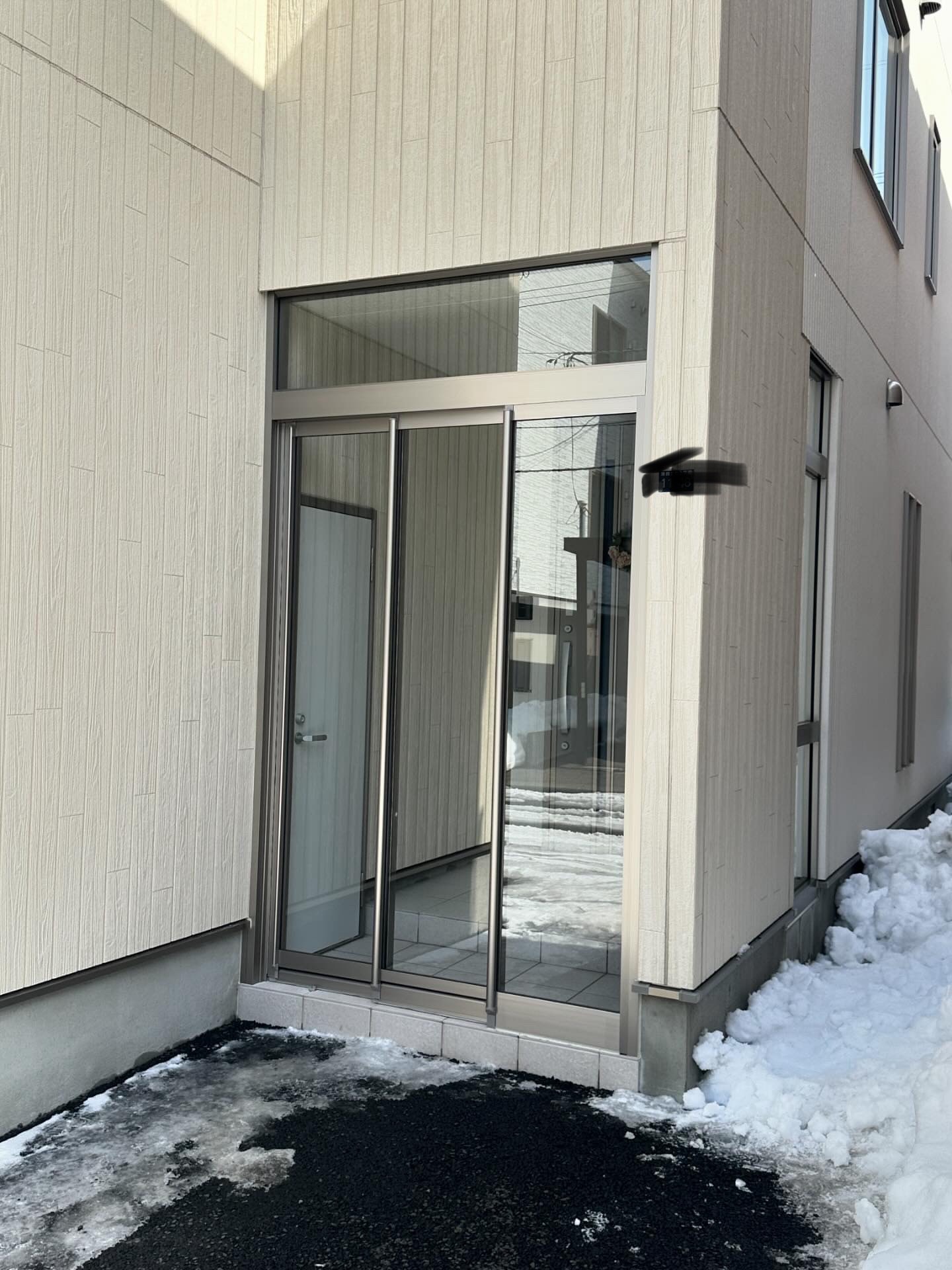 札幌市 玄関フード工事